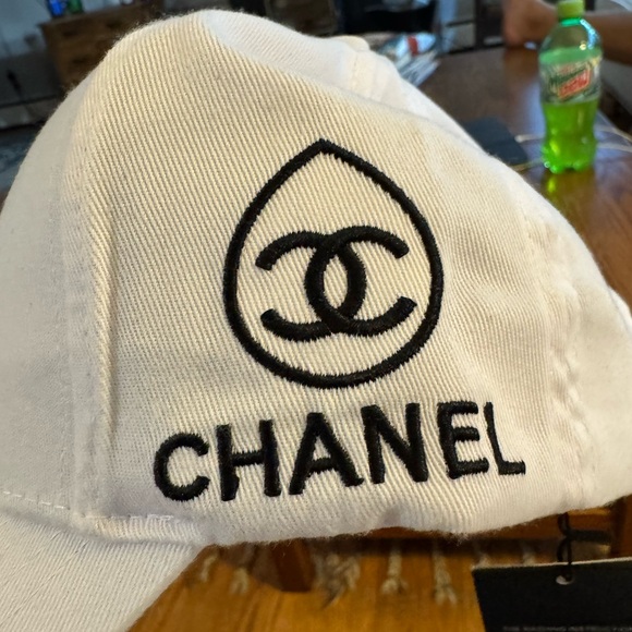 Designer style baseball cap - Picture 6 of 6